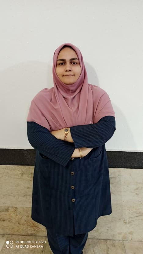 آموزگار پایه سوم