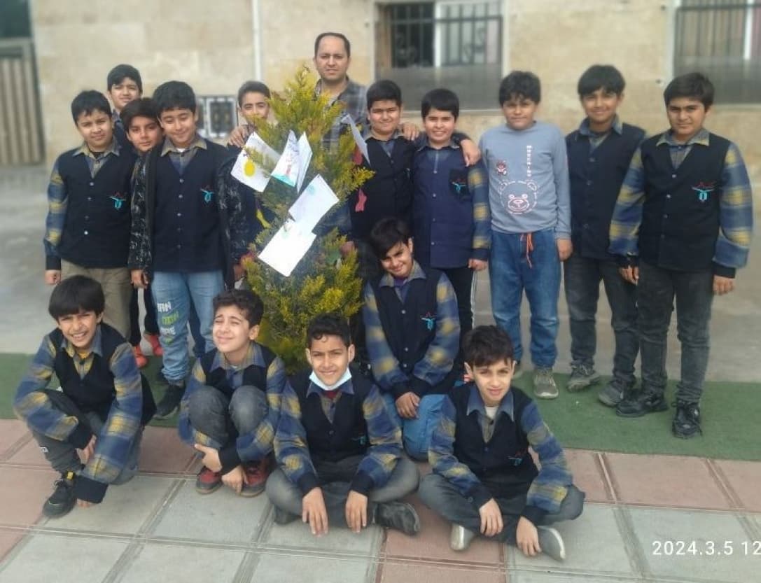 روز درختکاری